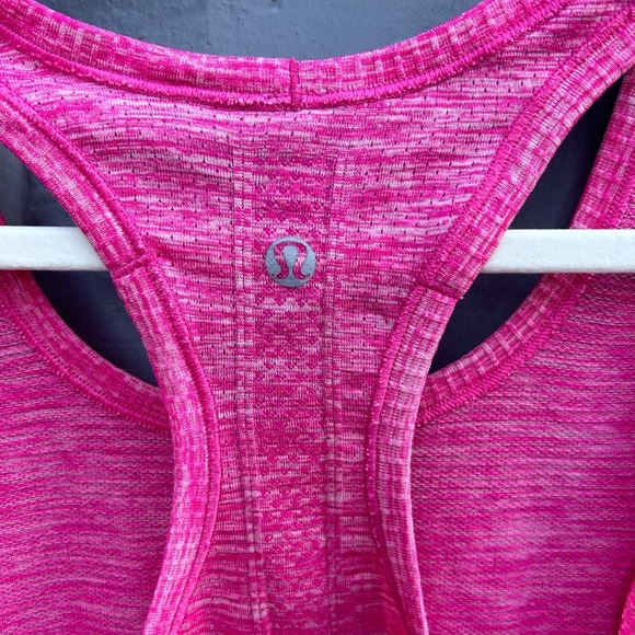 Lululemon Swiftly Tech Racerback, size 4 - Picture 6 of 8